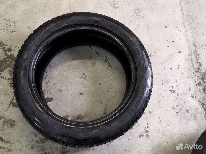 Goodyear UltraGrip Performance SUV Gen-1 255/50 R20 109V