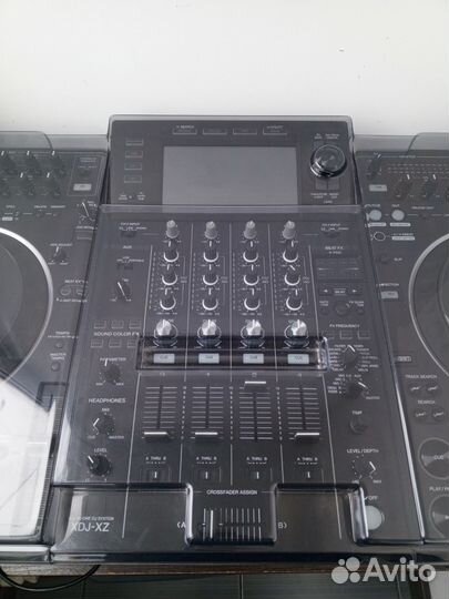 Pioneer xdj XZ.Состояние нового+Дексейвер+сумка