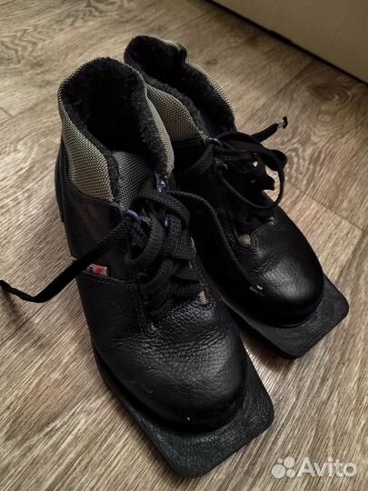 Лыжные ботинки детские 34