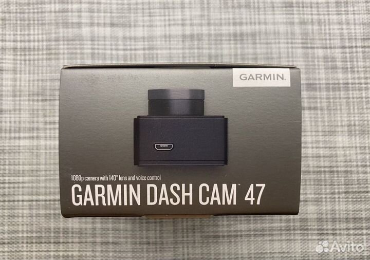 Видеорегистратор Garmin Dash Cam 47 c GPS