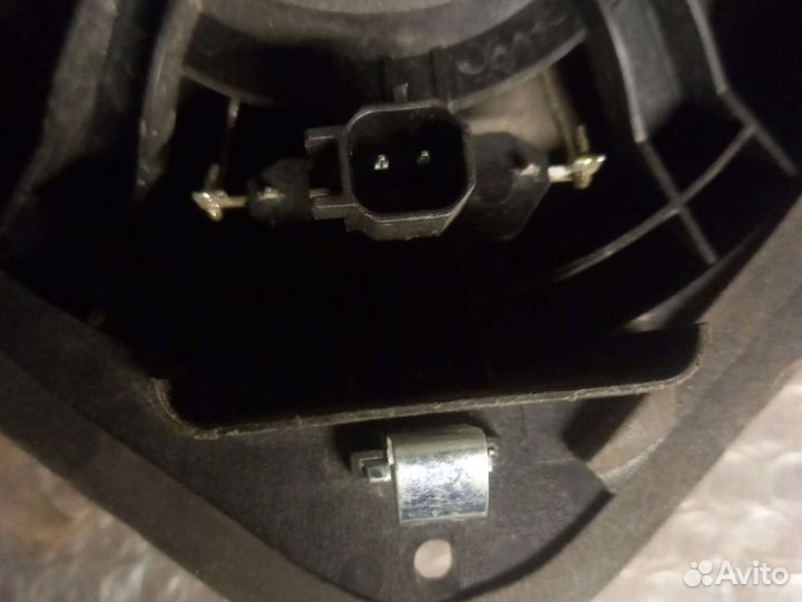 Опель Астра J- штатный динамик