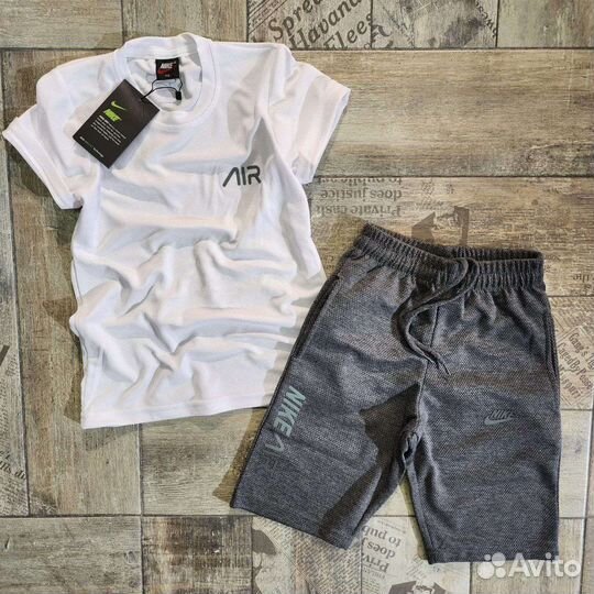 Футболка с шортами для мальчика