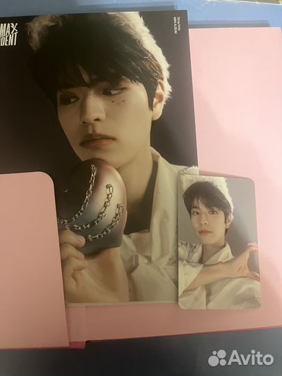 Альбом Stray Kids MaxIdent и карточки