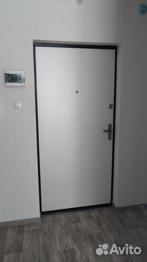 Дверь входная металлическая
