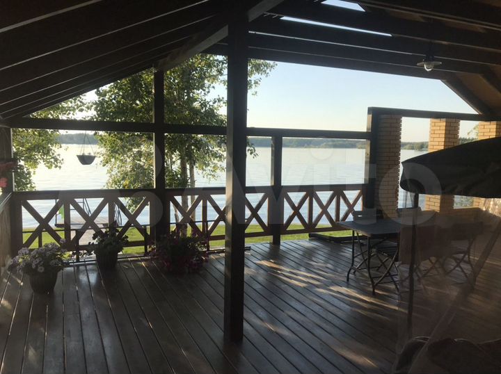 Дом 500 м² на участке 20 сот.