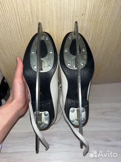 Детские коньки 36 р