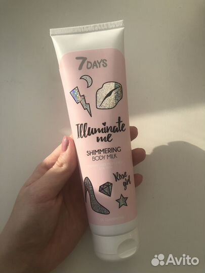 Мерцающее молочко для тела 7days