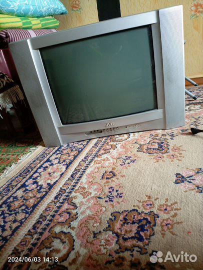 Телевизор JVC