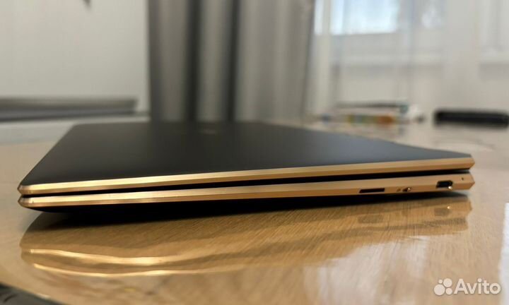 Ноутбук-трансформер HP Spectre x360 13-aw2022ur