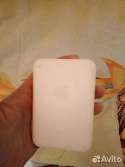 Magsafe battery pack