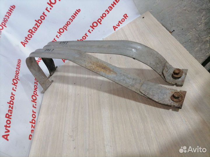 Крепления бензобака Chevrolet Cruze