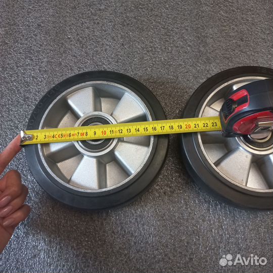 Колеса для тележки