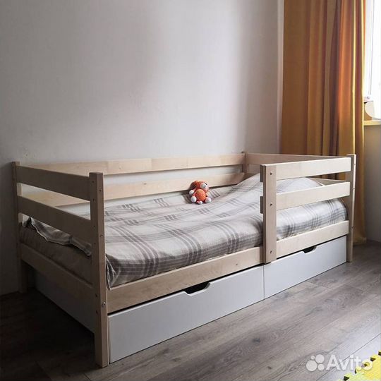 Детская кроватка Новая