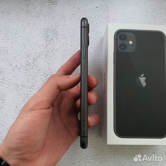iPhone 11, 64 ГБ
