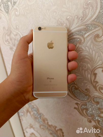 Телефон iPhone 6s