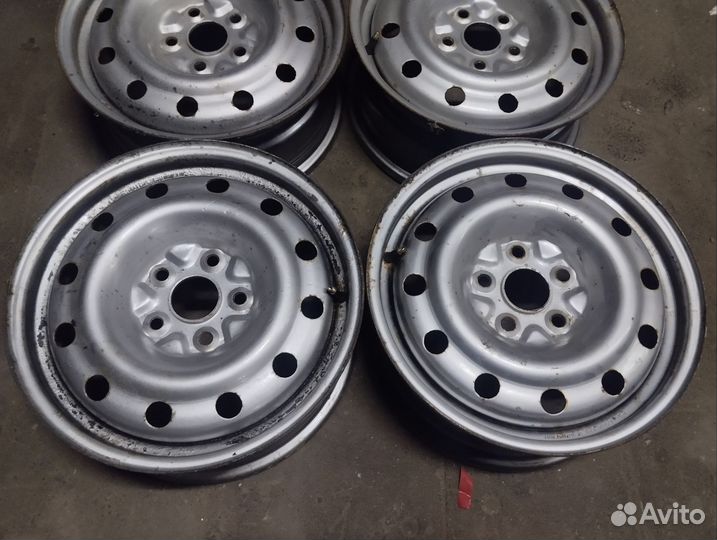 R16 5x114.3 et45 60.1