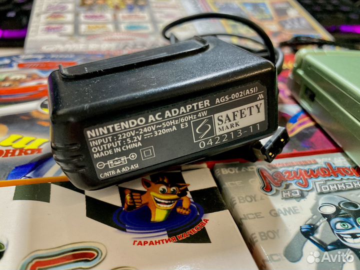 Nintendo Game Boy Advance SP + картриджи