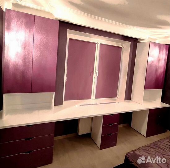 Рабочая зона у окна