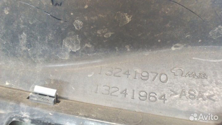 Решетка радиатора Opel Astra H, 2006