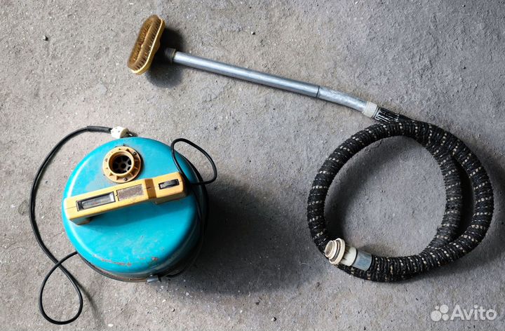 Пылесос вихревой Витязь-М пнв-600 СССР Рабочий