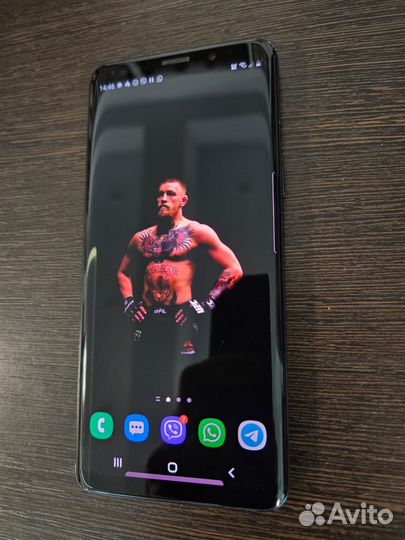 Телефон Samsung S9