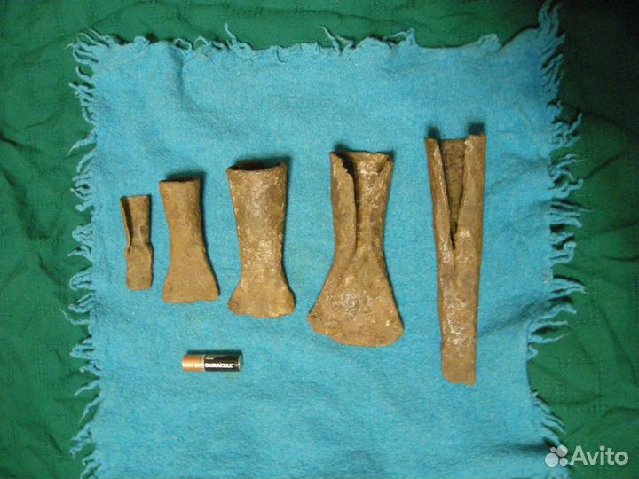 Мотыги старинные XII век коловый сошник