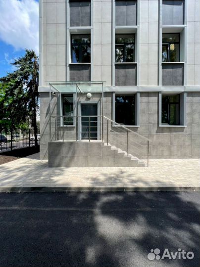 Козырек из стекла