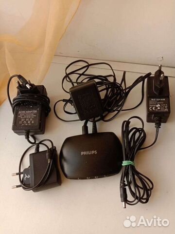 Зарядное, адаптер, тюльпаны