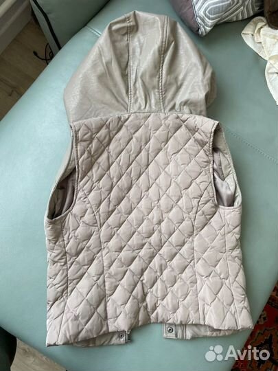 Жилет утепленный 42
