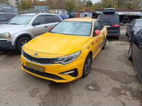 Kia Optima 2.0 AT, 2019, 300 000 км, с пробегом, цена 1 250 000 руб.