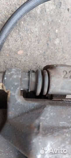 Суппорт левый Toyota Corolla, Fielder, Allex-Runx