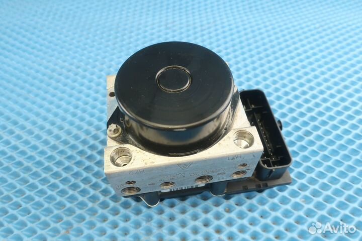 Блок ABS Skoda Fabia 2 6R0907379S