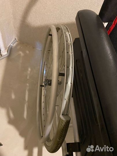 Инвалидная коляска