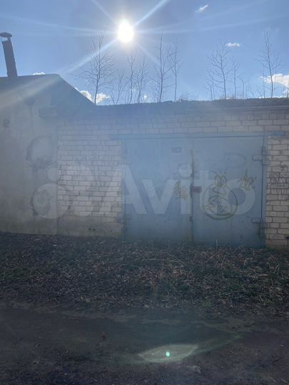 Гараж, > 30 м²