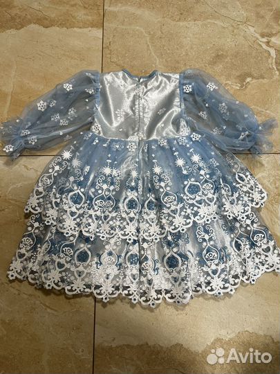 Платье нарядное