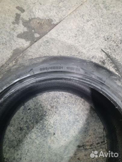 Zmax Winterhawke II 295/40 R21