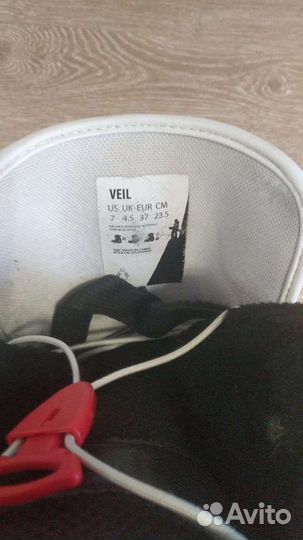 Сноубордические ботинки 37 размер