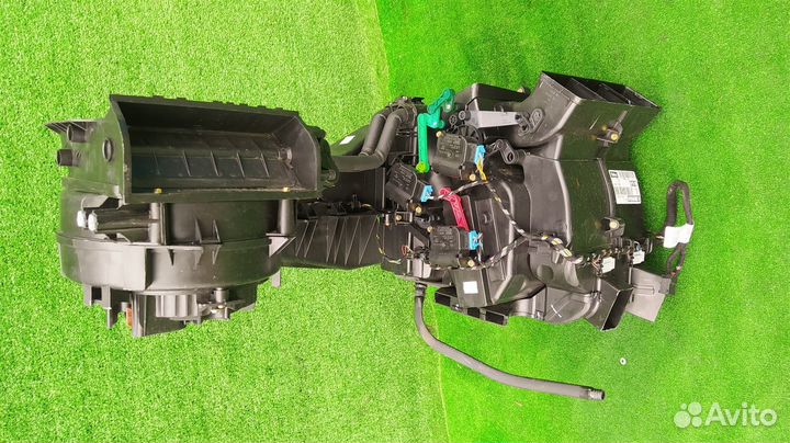 Печка салона в сборе Audi A4 B6 BDV 2004