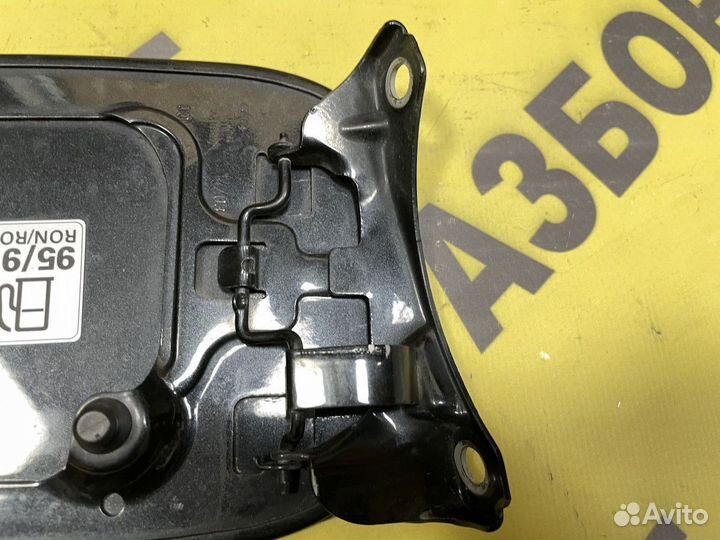 Лючок бензобака Audi A4