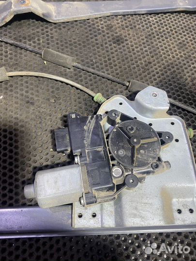 Стеклоподъемник Передний левый Кайрон SsangYong