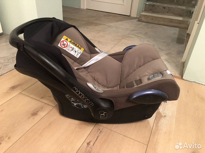 Детское автокресло от 0 maxi cosi cabriofix