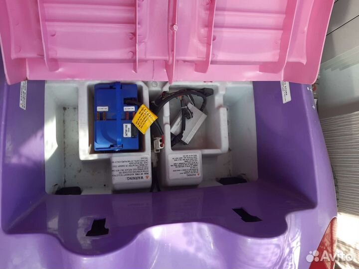 Детский электромобиль двухместный бу