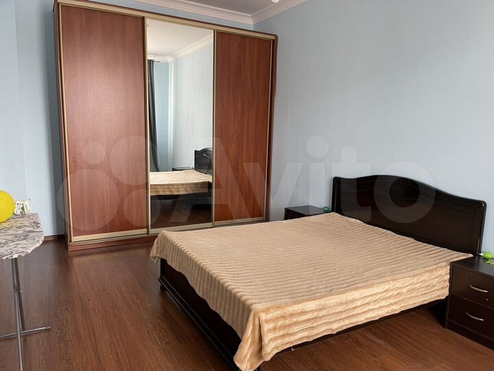 2-к. квартира, 114 м², 7/14 эт.