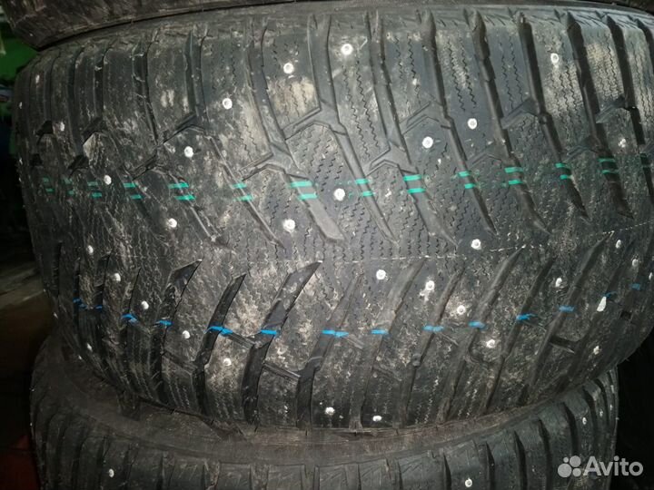 Zmax X-Spider 275/45 R21 и 315/40 R21