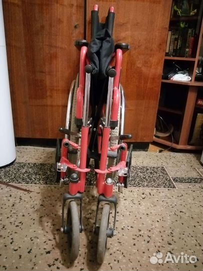 Инвалидная коляска Армед, судно