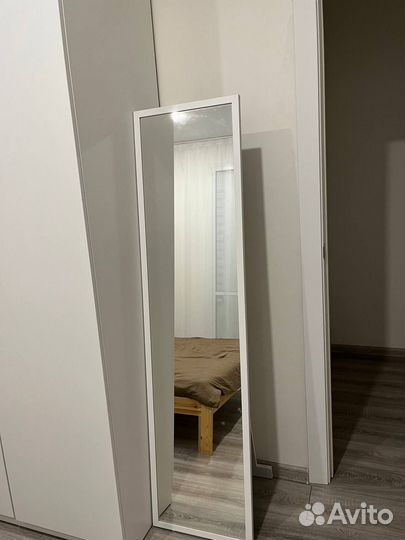 Зеркало напольное