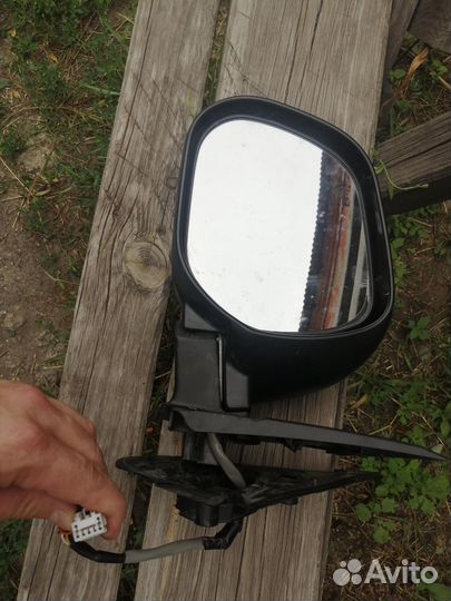 Зеркало боковое на дверь