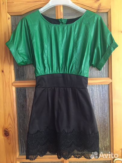 Платье двуцветное