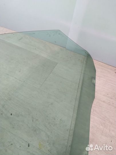 Стекло переднее левое Ford Focus 2 рестайлинг 1.6