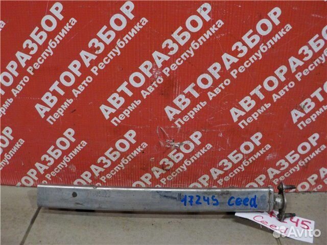 Топливная рампа Kia Ceed ED G4FC 2011